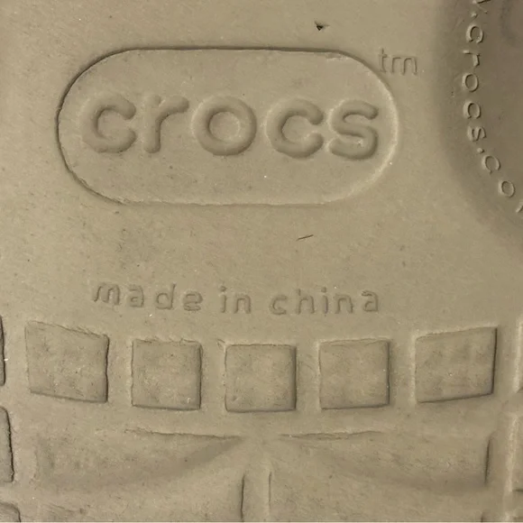 ❤️Disney Parks Mickey & Minnie Classic Clogs M (6-7), F (8-9) - Picture 7 of 7